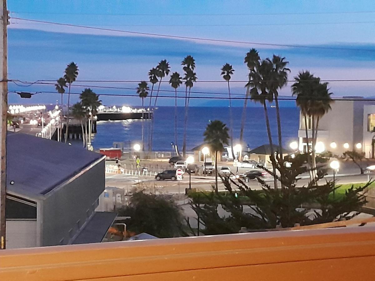 Howard Johnson By Wyndham Santa Cruz Beach Boardwalk Экстерьер фото