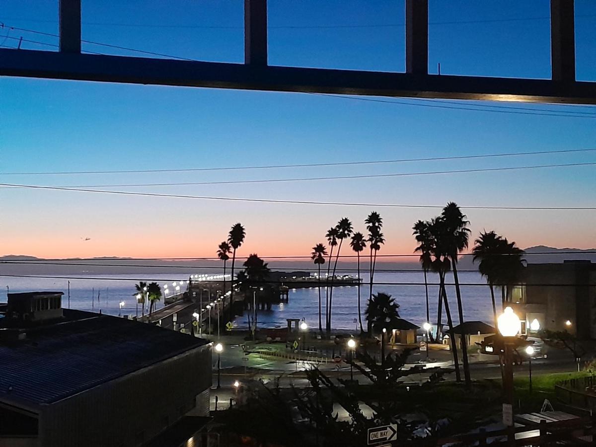 Howard Johnson By Wyndham Santa Cruz Beach Boardwalk Экстерьер фото