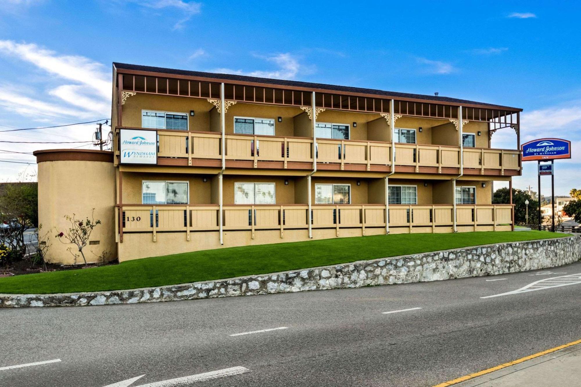 Howard Johnson By Wyndham Santa Cruz Beach Boardwalk Экстерьер фото